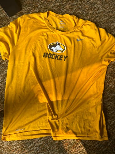 Michigan Tech Workout Shirt