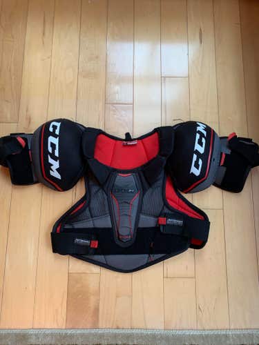 Junior Used Large CCM JetSpeed x-Tra Shoulder Pads
