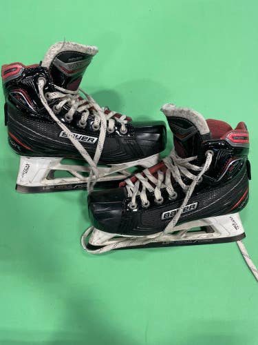 Used Junior Bauer Vapor X900 Hockey Goalie Skates (Extra Wide) - Size: 5.5