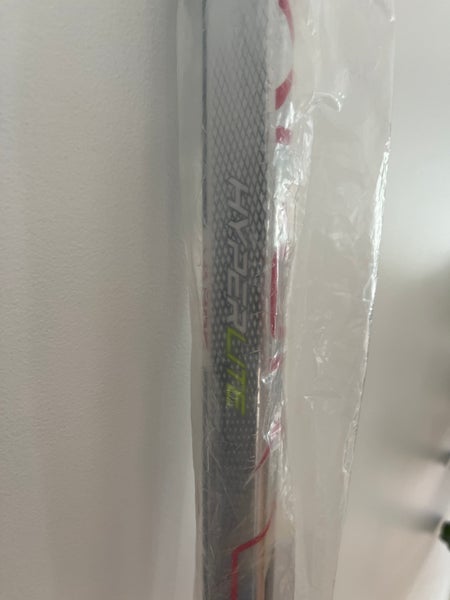 NEW LH P92 Vapor Hyperlite 70 Flex Hockey Stick