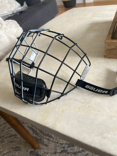 Small OREO Bauer Full Cage Profile II Black Facemask New