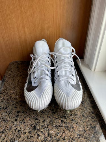 Men's Size 13 Mid Top Alpha Menace Pro White Silver