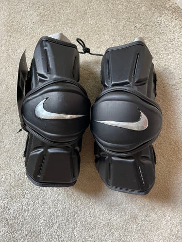 Nike Vapor Elite Arm Pads