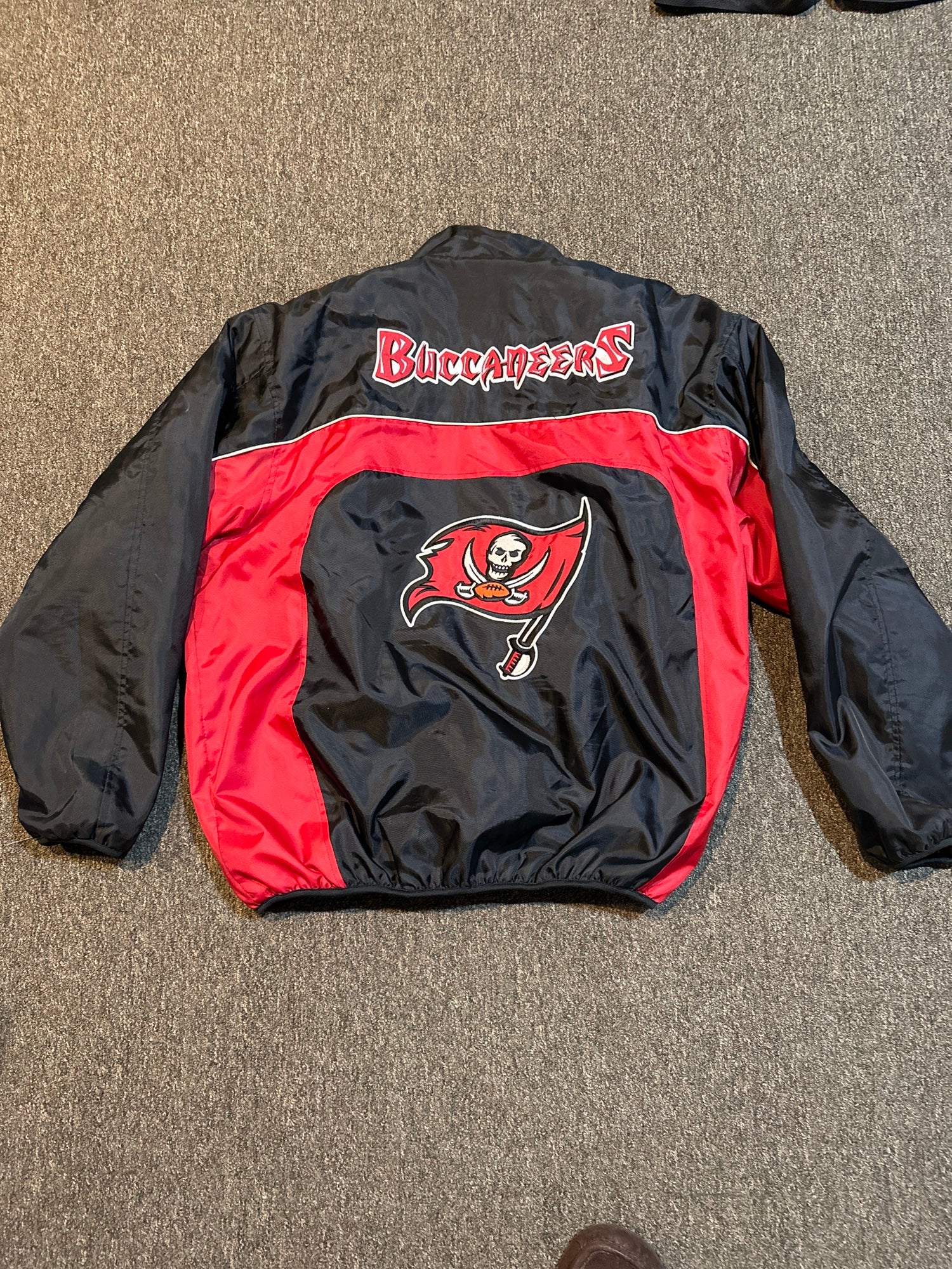 Reversible Vintage Tampa Bay Buccaneers Jacket XL | SidelineSwap