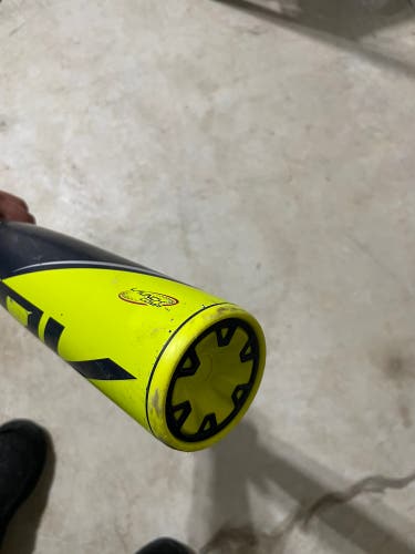 Used 2022 Composite (-11) 19 oz 30" ADV 360 Bat