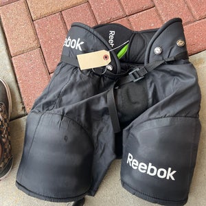 Junior Used Medium Reebok 12k Hockey Pants