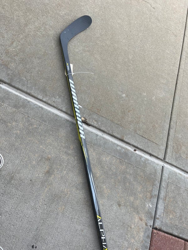 Used Junior Warrior Alpha QX Right Hockey Stick W28 48"