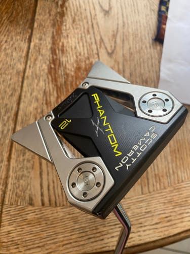 Used Scotty Cameron Right Handed Phantom X 12 Putter 34” headcover included