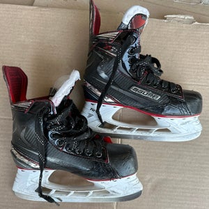 Bauer Vapor X2.7 Hockey Skates | INT 5.5 | Extra Wide