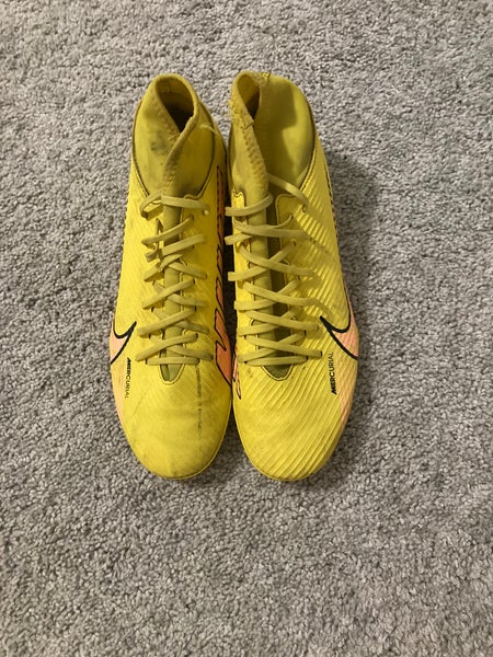 Yellow Men's Molded Cleats Nike Mercurial Superfly Cleats