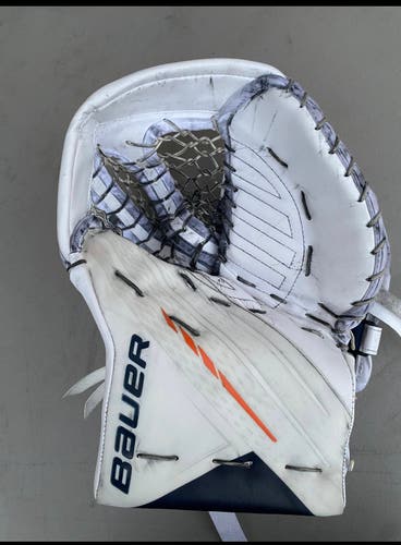 Bauer Vapor HyperLite Pro Stock Goalie Glove RODRIGUE Oilers
