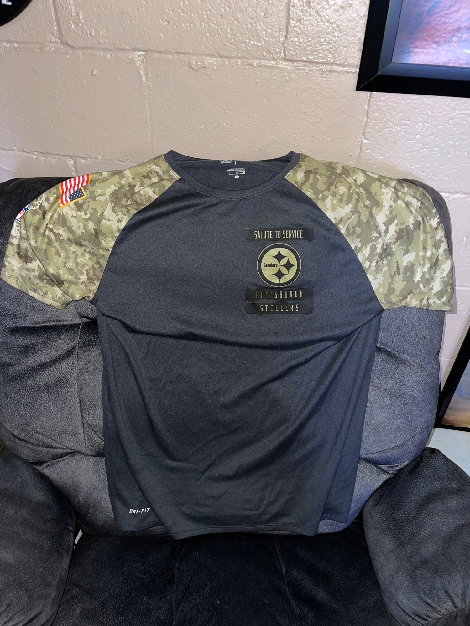 Nike, Shirts, Nike Steelers Salute To Service Hoodie