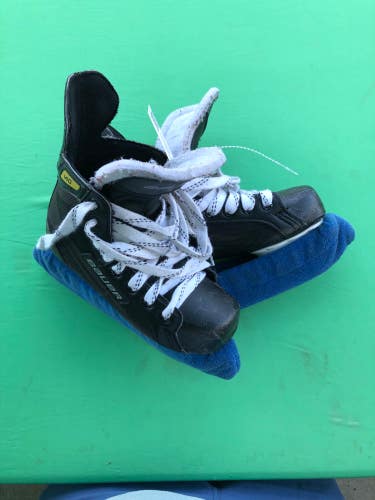 Used Junior Bauer Supreme 140 Hockey Skates D&R (Regular) 2.0