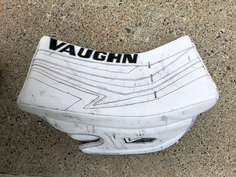 Used Senior Vaughn Velocity V9 Regular Hockey Goalie Blocker
