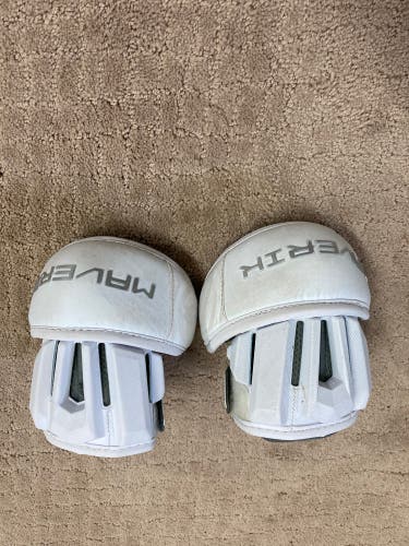 Maverick Elbow Pads (Lacrosse)