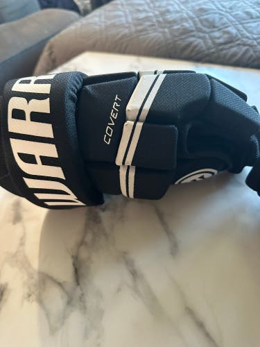 Warrior QRE5 senior gloves