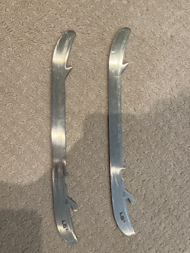 Used Bauer LS3 steel 272