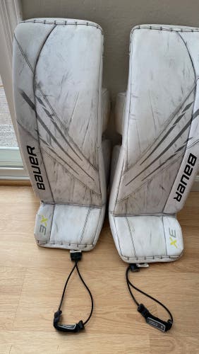32" Bauer Vapor 3X Goalie Leg Pads