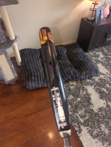 Used 2022 DeMarini Composite CF Bat (-11) 19 oz 30"