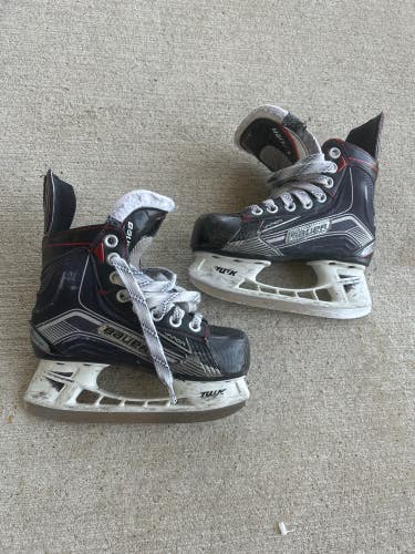 Youth Used Bauer Vapor X500 Hockey Skates D&R (Regular) 12.5