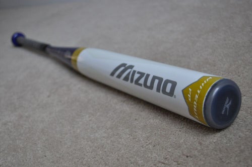 33/24 Mizuno Whiteout 340273 Composite Fastpitch Softball Bat