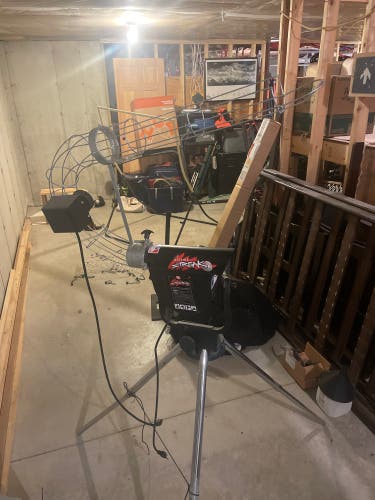 Used Hitting Streak Pitching Machine