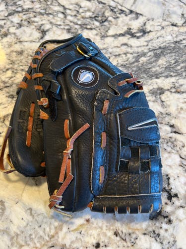 Nike SDR 1200 RHT 12” Baseball Glove