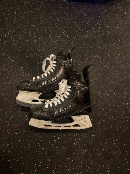 Used Bauer Regular Width Size 6.5 Supreme UltraSonic Hockey Skates