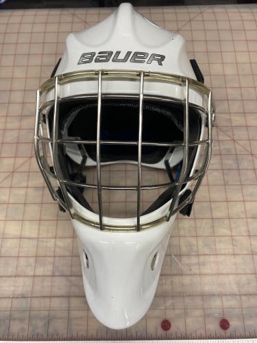 Used Bauer  NME 8 Fit 1 Goalie Mask