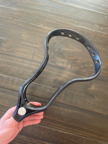 Lightly Used Maverik Unstrung Optik 2.0 Head