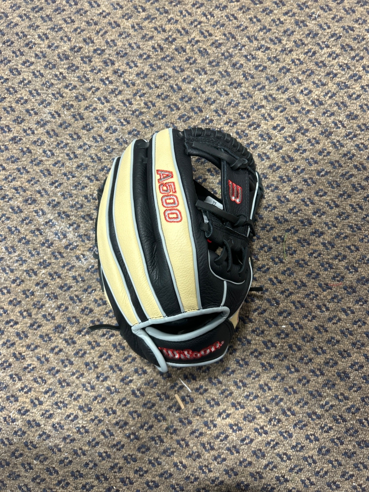 Right Hand Throw 11.5" A500 Baseball Glove