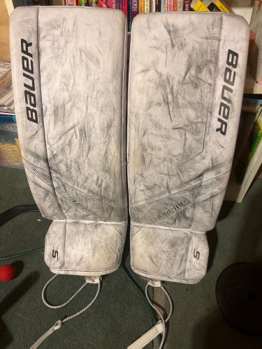 30" Bauer  Supreme S27 Goalie Leg Pads