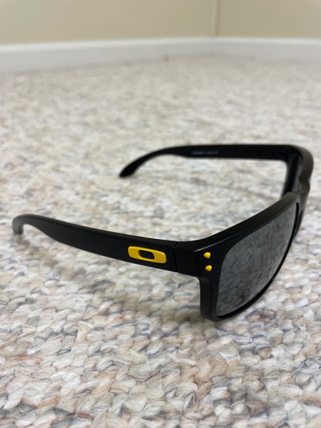 Pittsburgh Steelers Holbrook™ Prizm Black Lenses, Matte Black