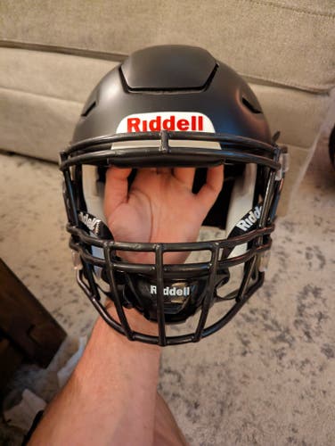 Adult Medium Riddell SpeedFlex Helmet