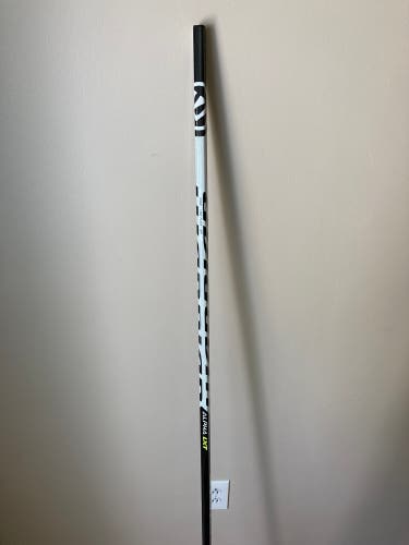 Senior Right Handed P28 Pro Stock Alpha LX Pro Hockey Stick
