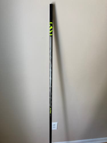 Senior Right Handed W88M Pro Stock Alpha LX2 PRO Hockey Stick