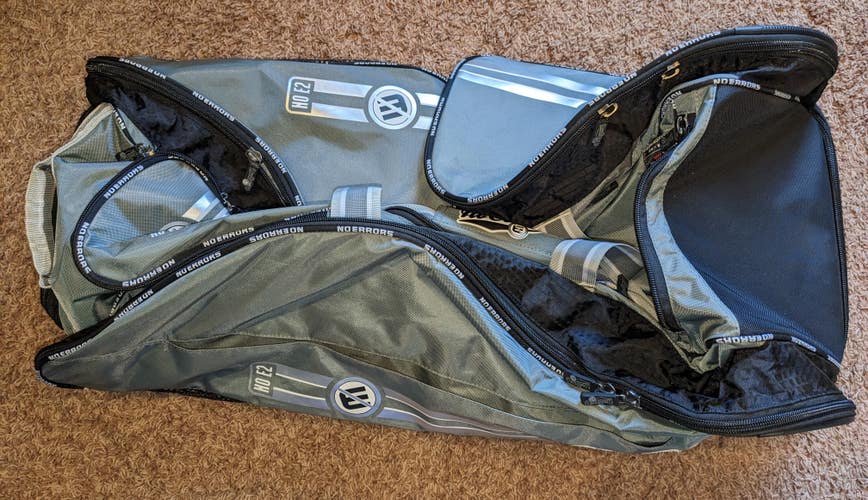 Used No E2 and CBB Catcher's Bag