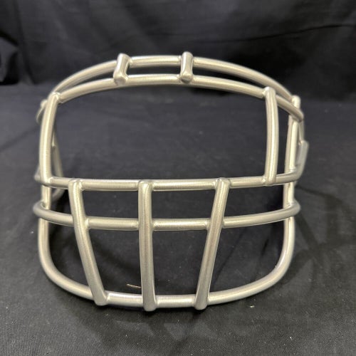 Xenith XRS 22S Adult football Facemask In Metallic Silver.