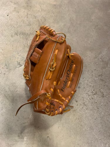 New Spalding Player series Right Hand Throw Baseball Glove 9.5"