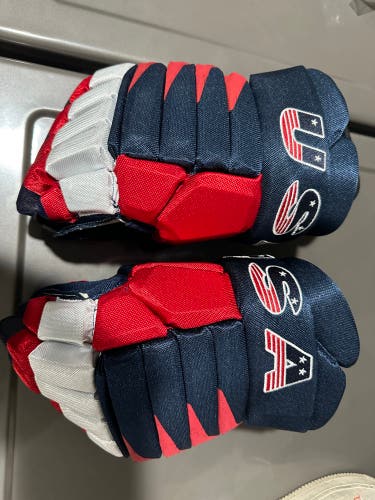 Custom Hockey Gloves Team USA Epic 3p1c Hockey 13”