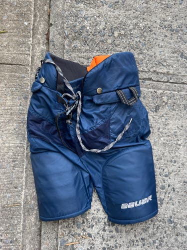 Bauer navy blue junior XL hockey pants Supreme