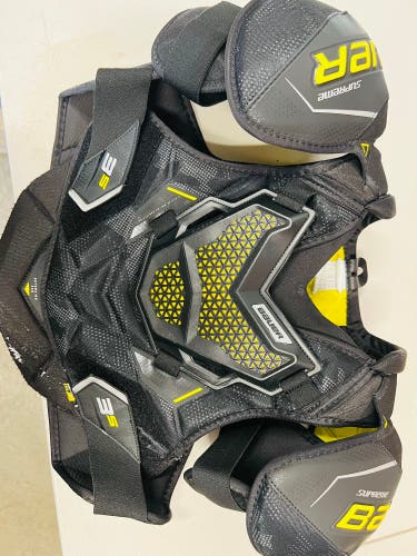 Used Large Bauer Supreme 3S Pro Shoulder Pads
