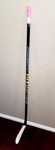 LOCAL PICKUP ONLY Intermediate Bauer Right Handed Supreme 2S Team Hockey Stick