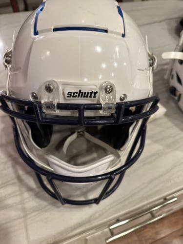 Used Large Schutt F7 Helmet