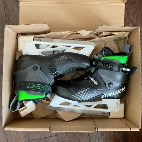 Bauer Regular Width  Size 9 Konekt Hockey Goalie Skates