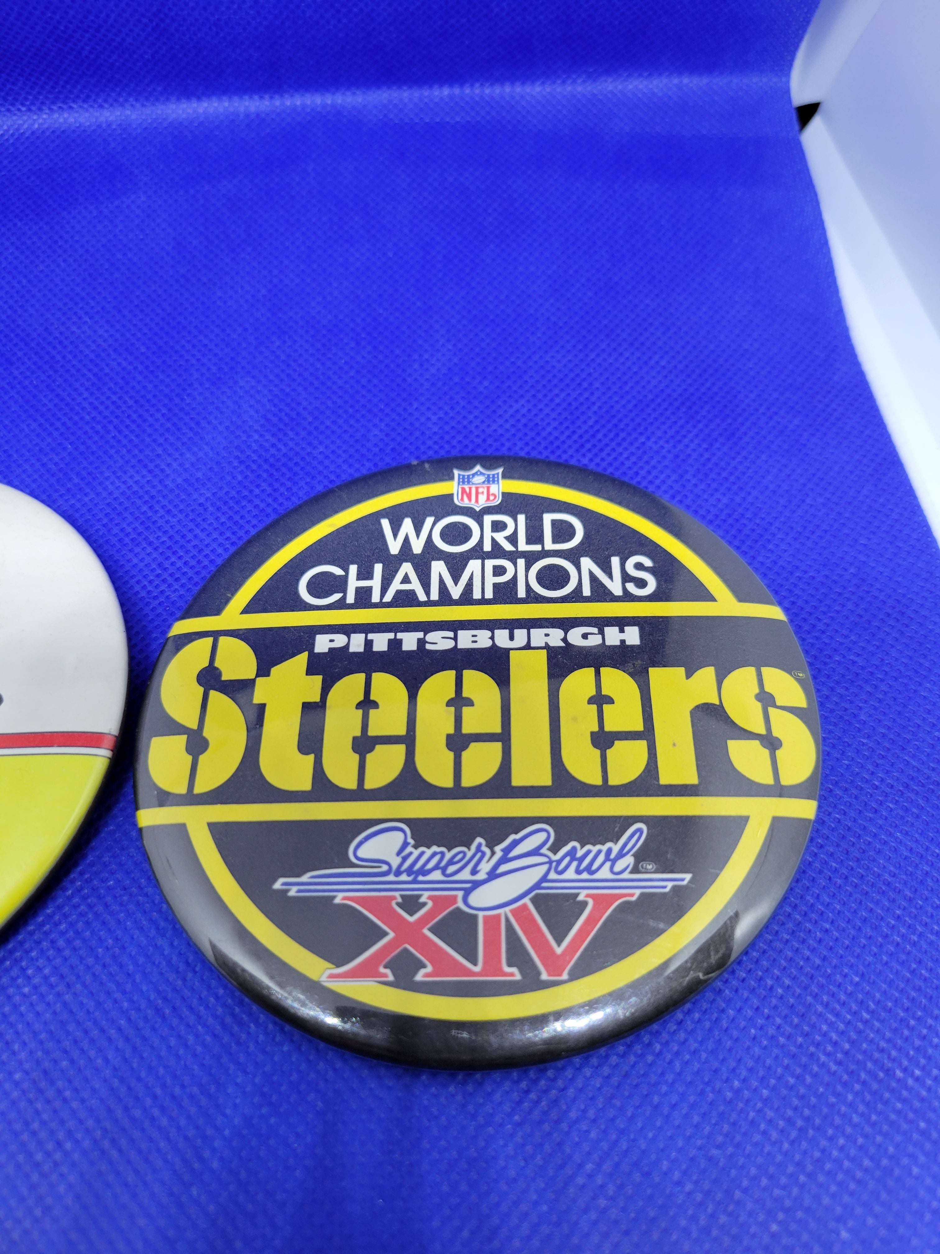 STEELERS Button-Pin Super Bowl XIV World Champions