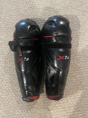 Used Bauer Vapor X2.9 Shin Pads