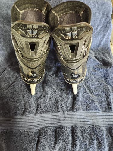 Senior Used Bauer Supreme Mach Hockey Skates Regular Width Size 7.5