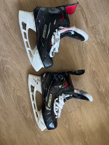 Senior Bauer Vapor 1X Pro Stock Size 10 Hockey Skates