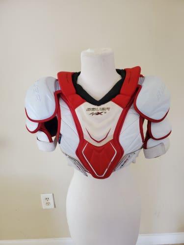 Junior Used Large Bauer Vapor APX2 Shoulder Pads